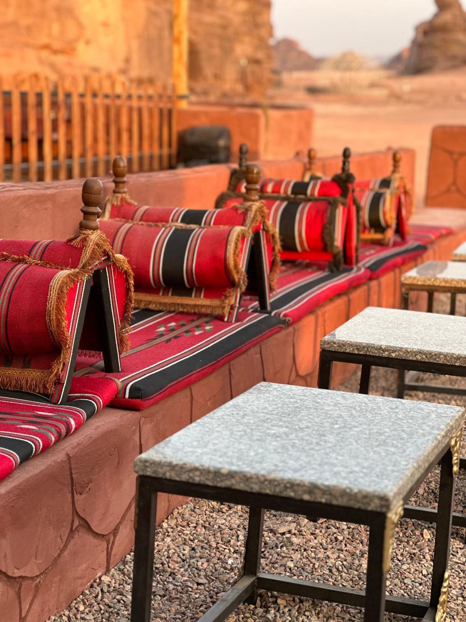 Wadi Rum Star Camp Bagian luar foto